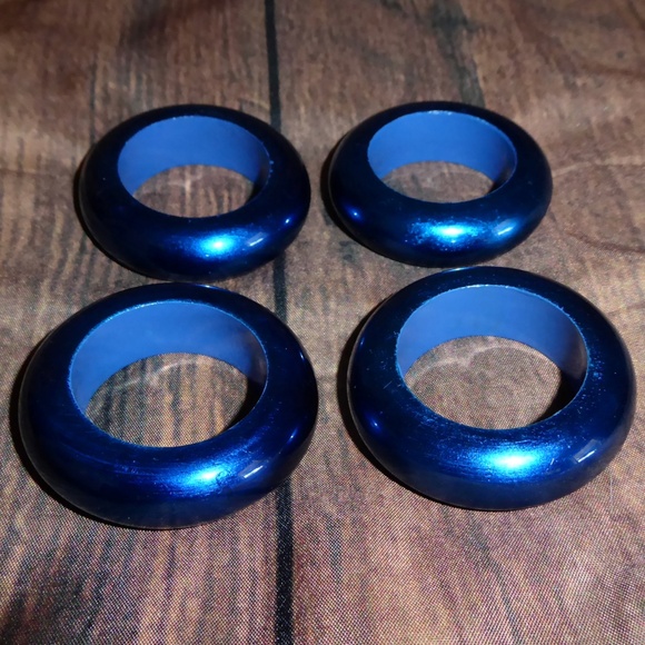 SET 4 ROYAL BLUE ROUND NAPKIN RING COATED WOOD 2.25" DIAMETER HANUKKAH CHRISTMAS - Picture 2 of 3